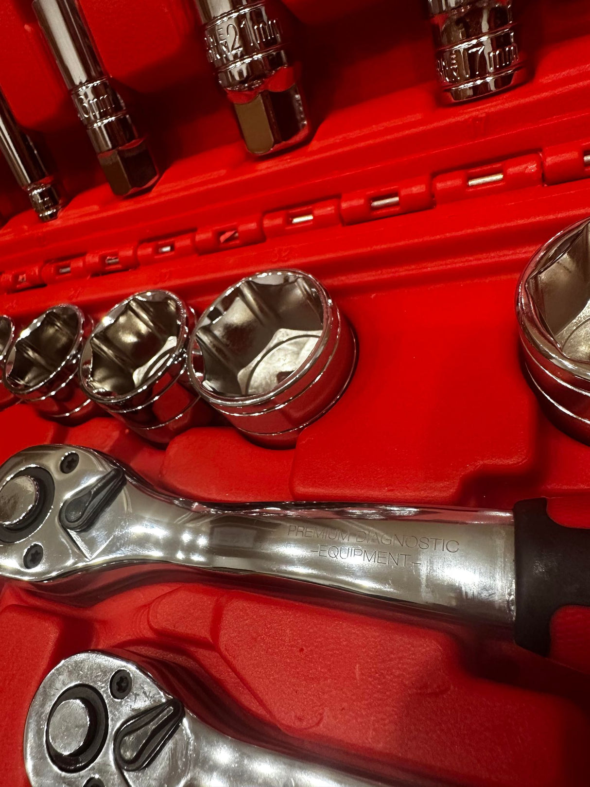 PDE Automotive Tool Set Socket and Ratchet Kit 120PCE