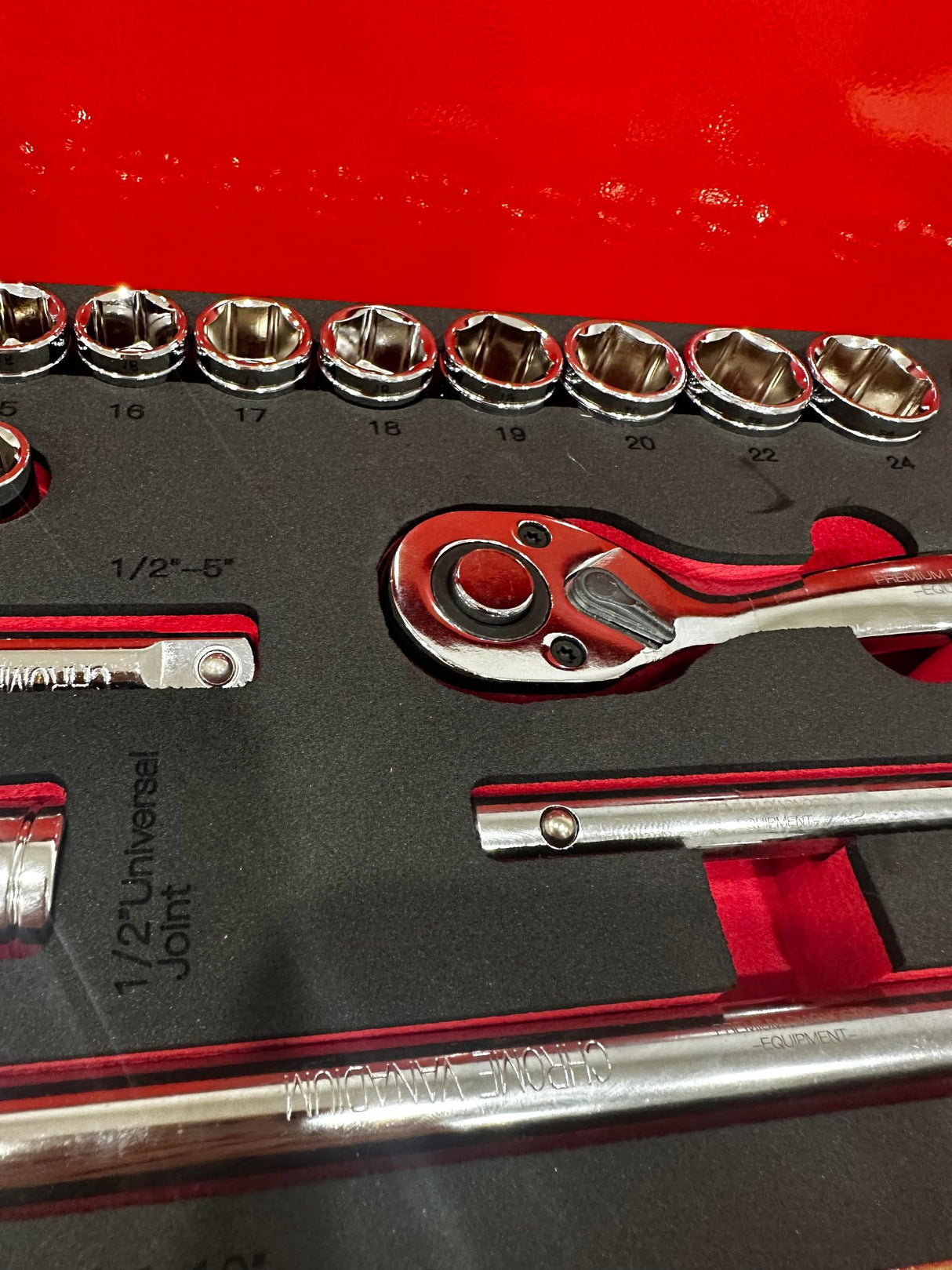 PDE 1/2" Socket & Ratchet Metric Tool Set 24PCE