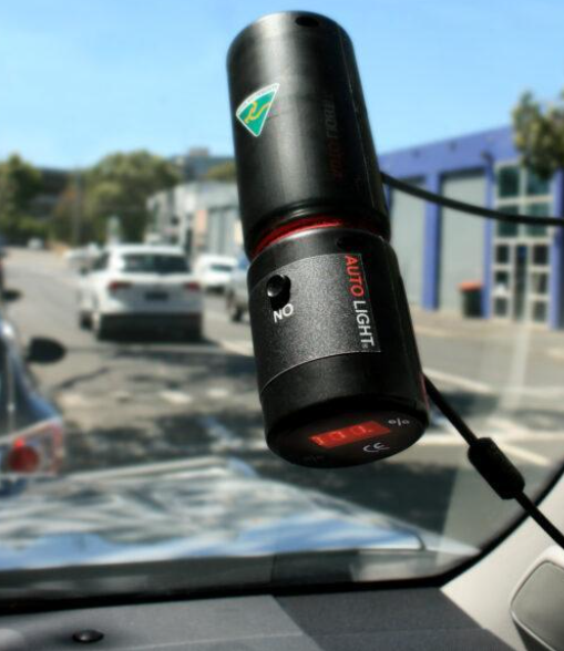 AutoLight Hands Free Magnetic Window Tint Meter - Premium Diagnostic Equipment